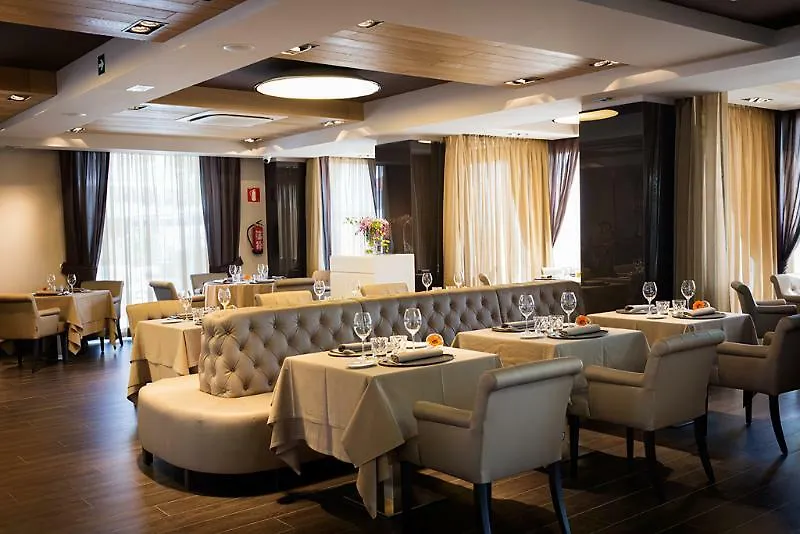 Cosmopolita Hotel Boutique & Spa Platja d'Aro 4*,  Espanha
