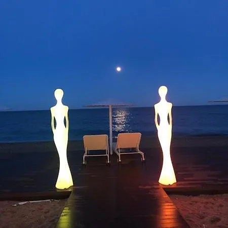 Cosmopolita Hotel Boutique & Spa Platja d'Aro