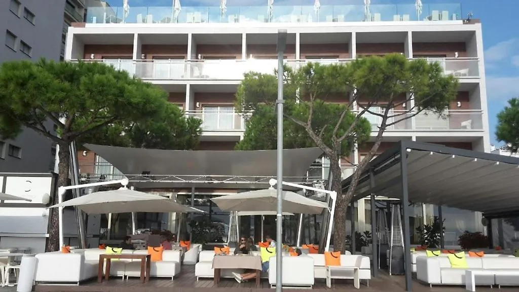 Cosmopolita Hotel Boutique & Spa Platja d'Aro